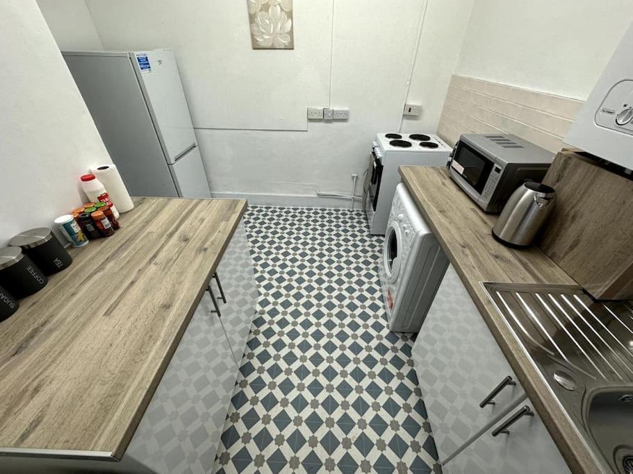 Spectacular 2 Bedroom On Tower Bridge لندن المظهر الخارجي الصورة